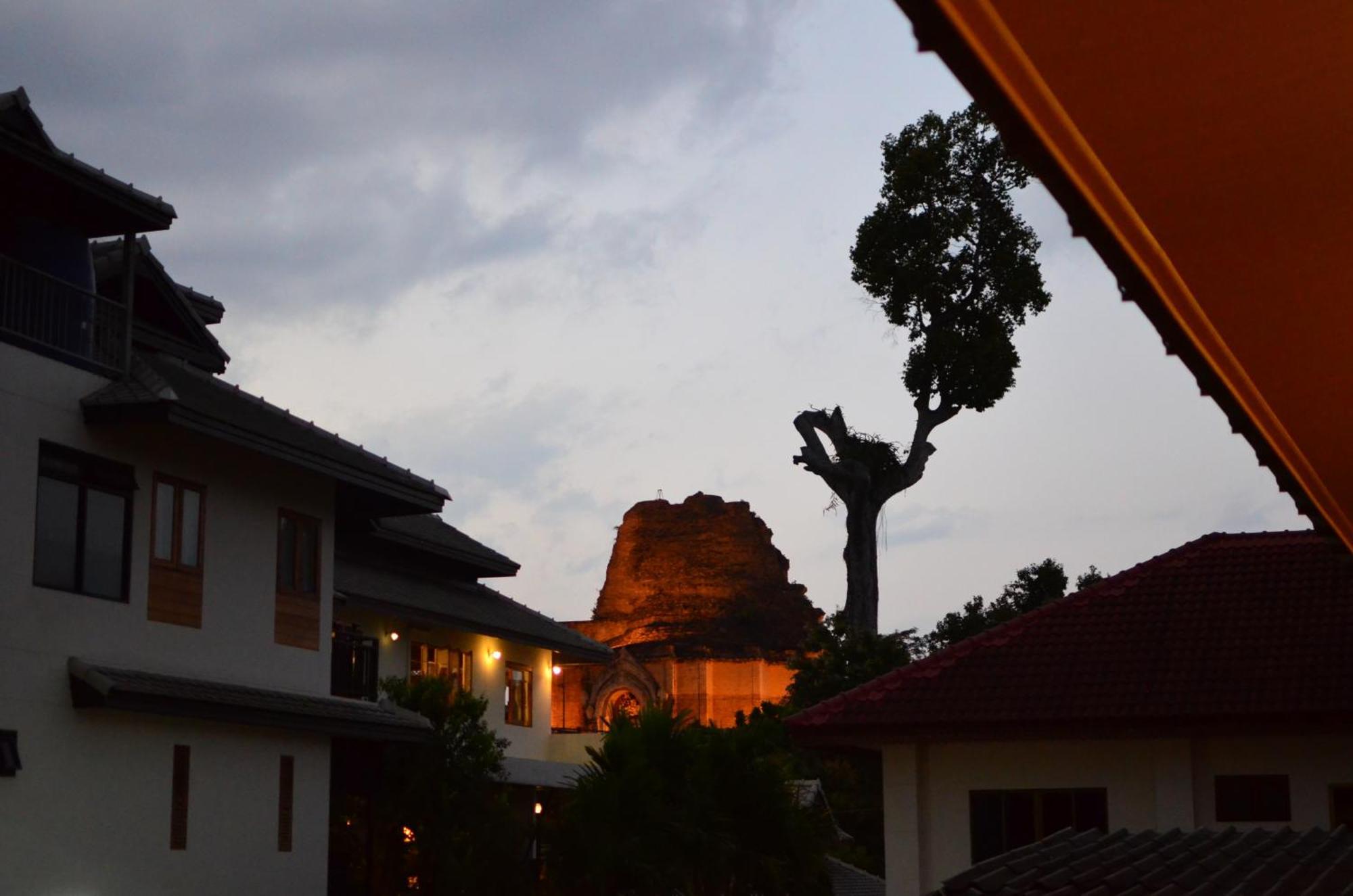 Gordnuea Boutique House Bed and Breakfast Chiang Mai Eksteriør billede